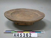 藏品(木製供盤)的圖片